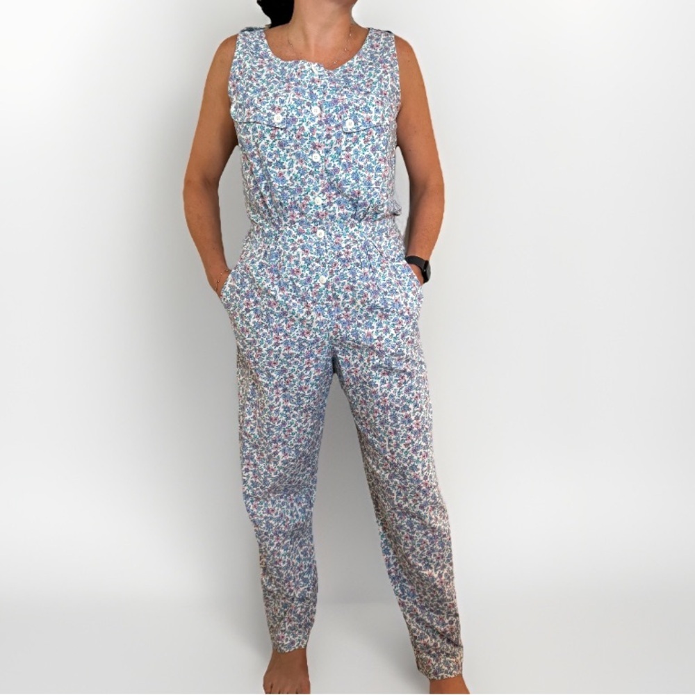 Vintage 80’s Floral Sleeveless Jumpsuit. XS/S - Picture 2 of 7
